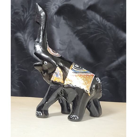 Elephant Black Lacquered Trunk Up. Collectable; Small;  Hand Painted Designs - Picture 10 of 12